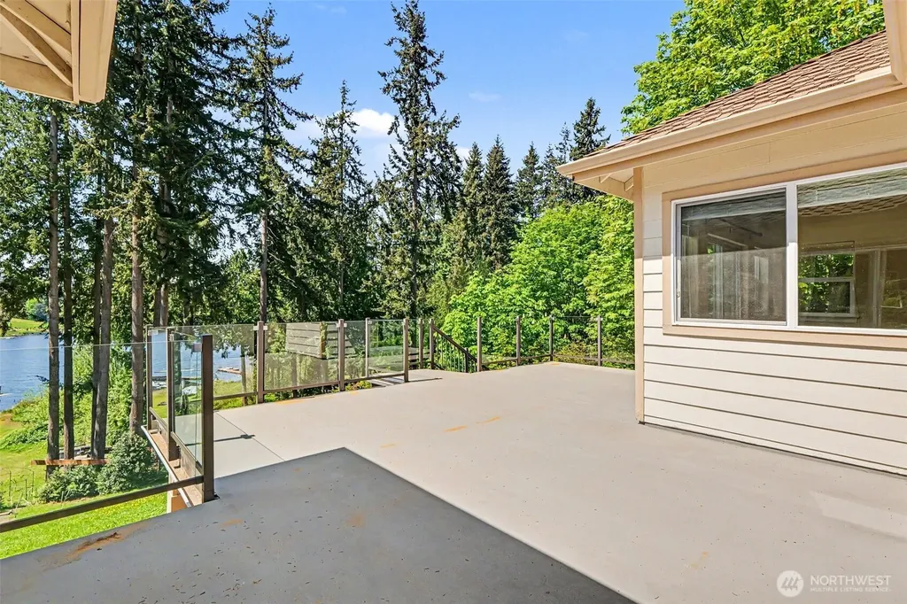 1300 N Lake Stickney Lynnwood WA 98087