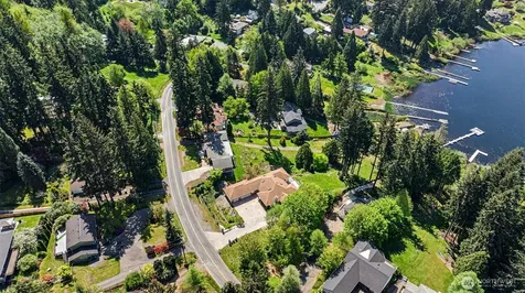 1300 N Lake Stickney Lynnwood WA 98087
