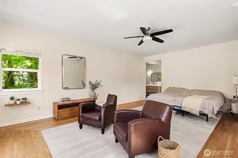 1300 N Lake Stickney Lynnwood WA 98087