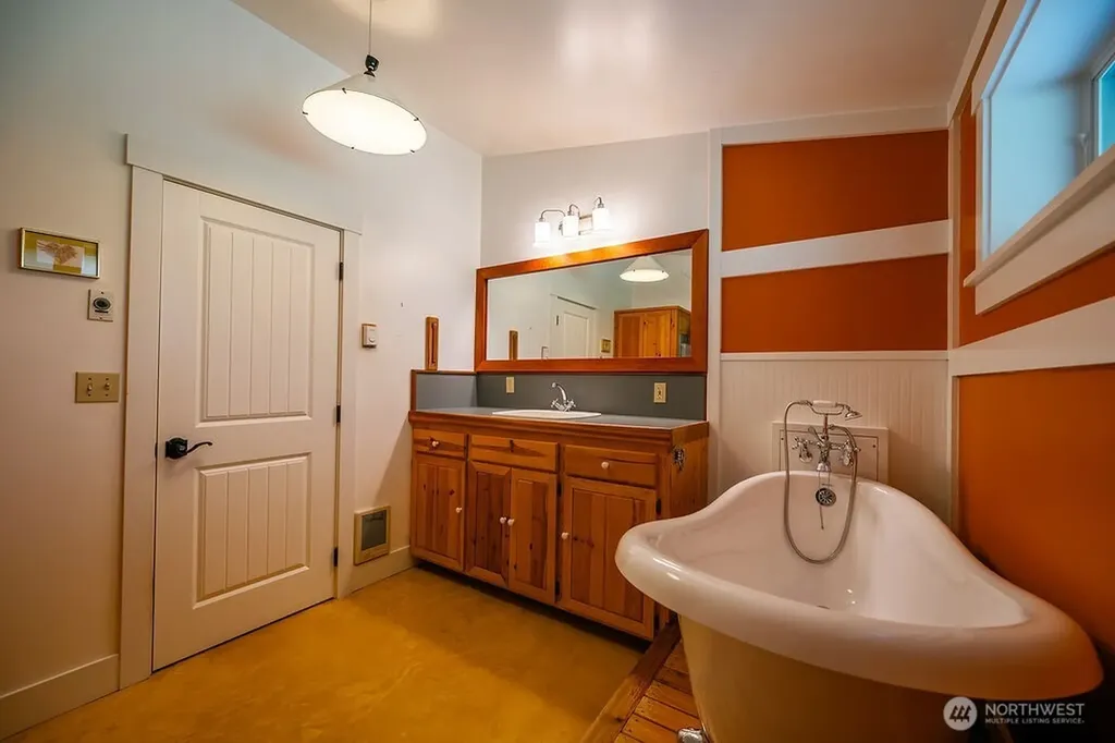 343 Burt Road Lopez Island WA 98261