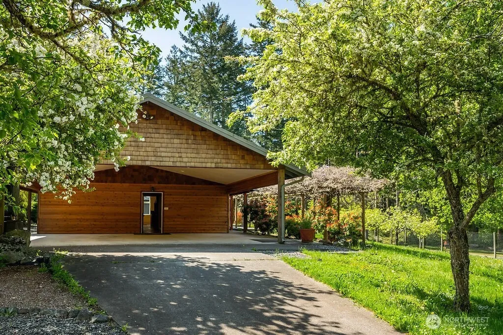 343 Burt Road Lopez Island WA 98261