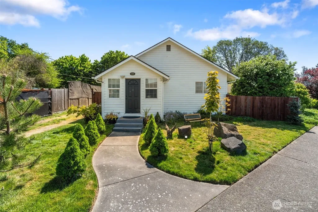 226 SW 16th Street Chehalis WA 98532