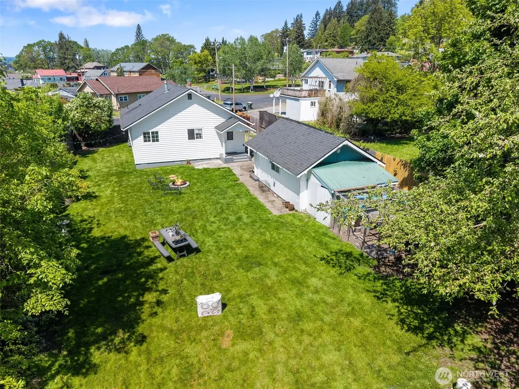 226 SW 16th Street Chehalis WA 98532