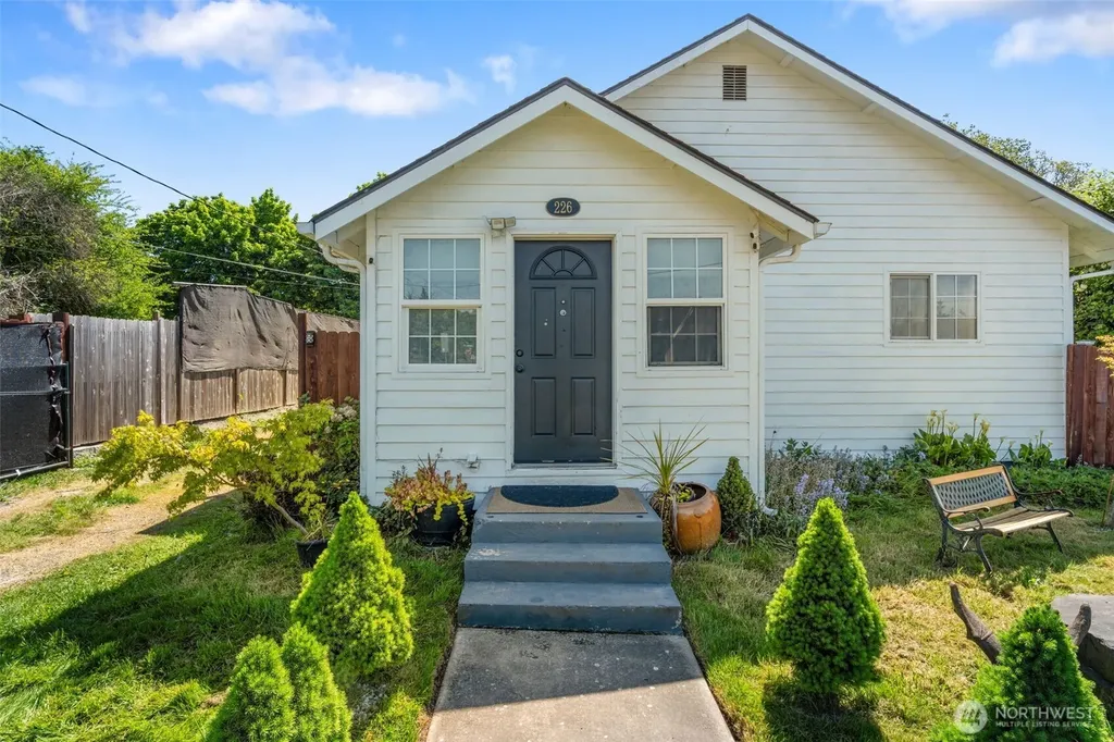 226 SW 16th Street Chehalis WA 98532