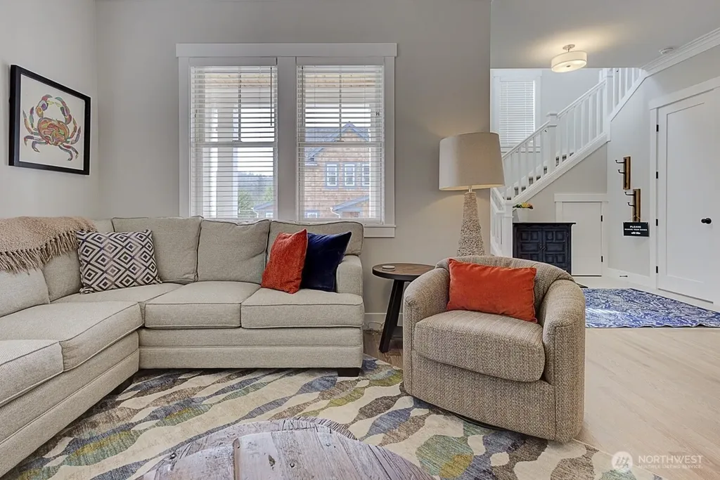 114 Horizon Street Pacific Beach WA 98571