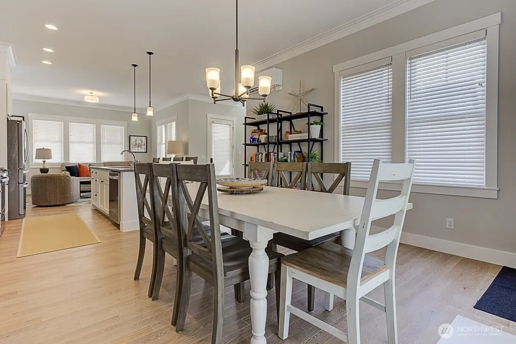 114 Horizon Street Pacific Beach WA 98571