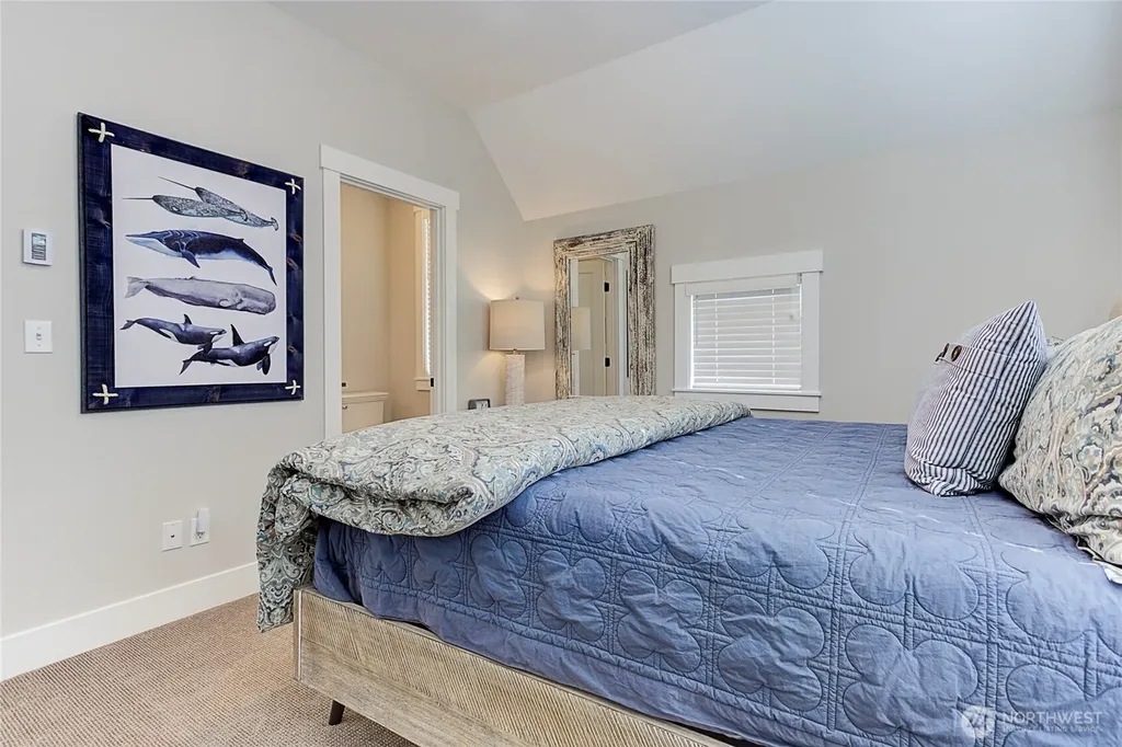 114 Horizon Street Pacific Beach WA 98571