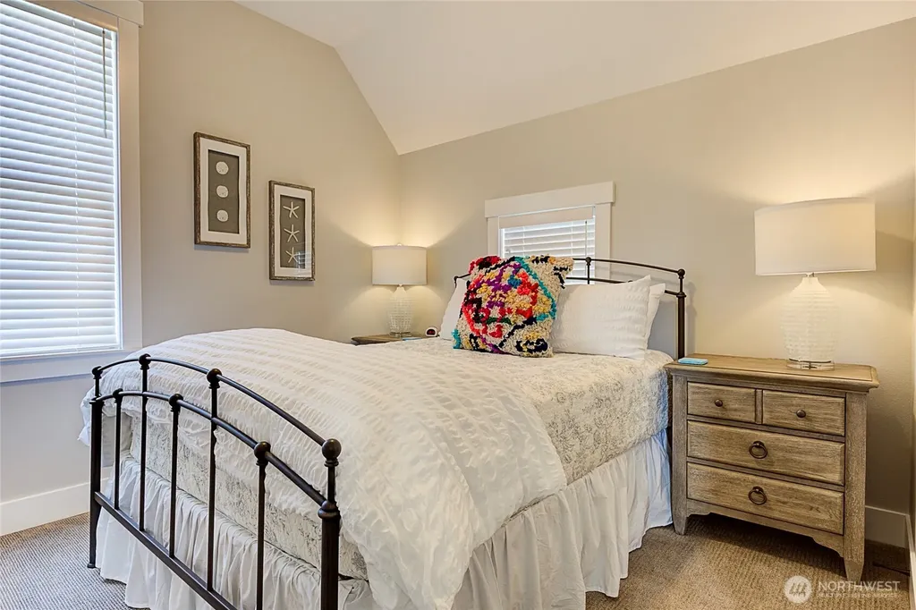 114 Horizon Street Pacific Beach WA 98571