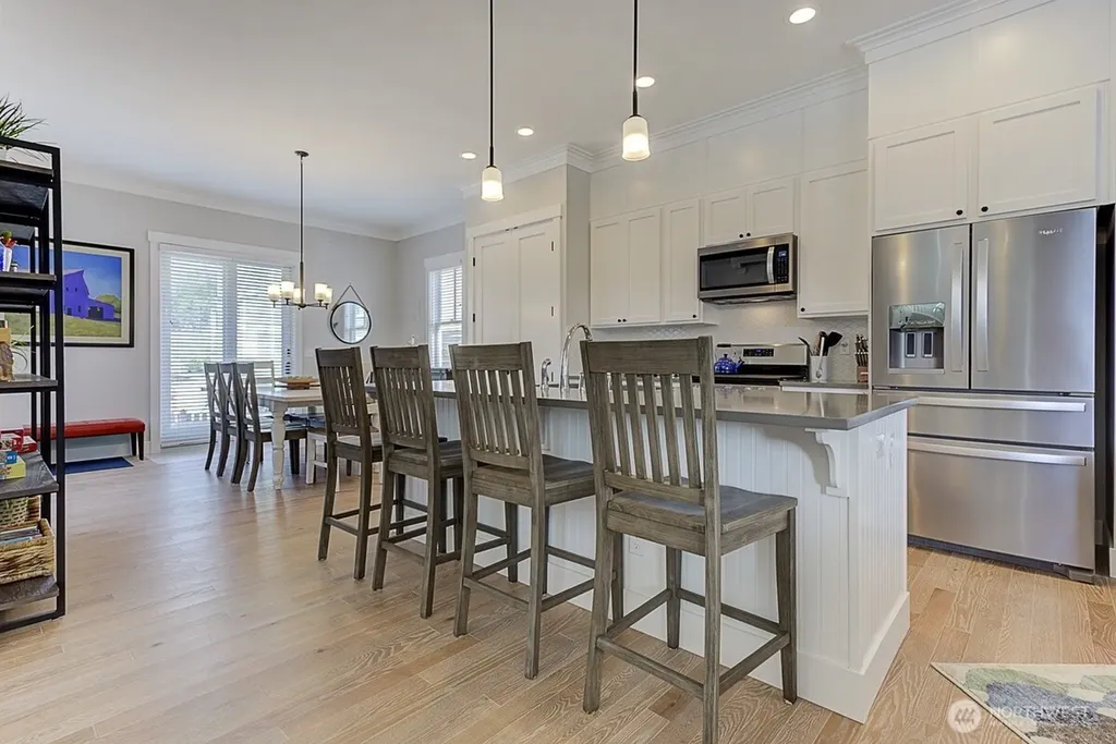 114 Horizon Street Pacific Beach WA 98571