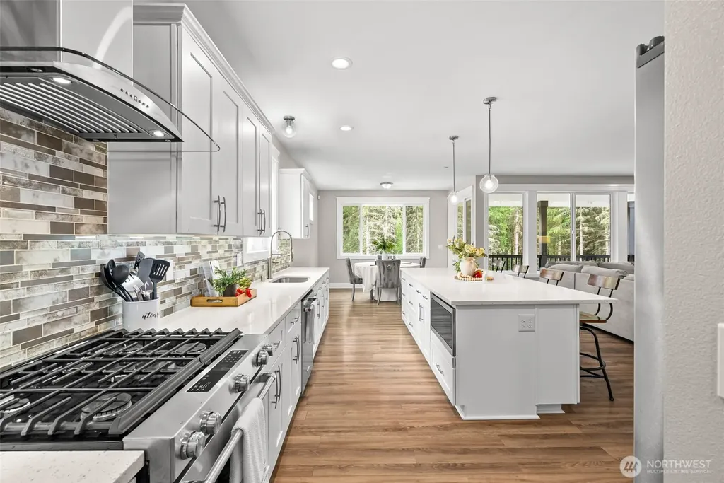 621 Tiedman Road NW Lakebay WA 98349