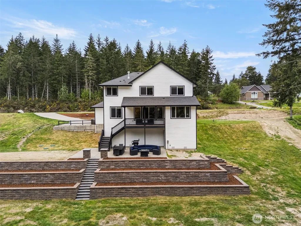 621 Tiedman Road NW Lakebay WA 98349