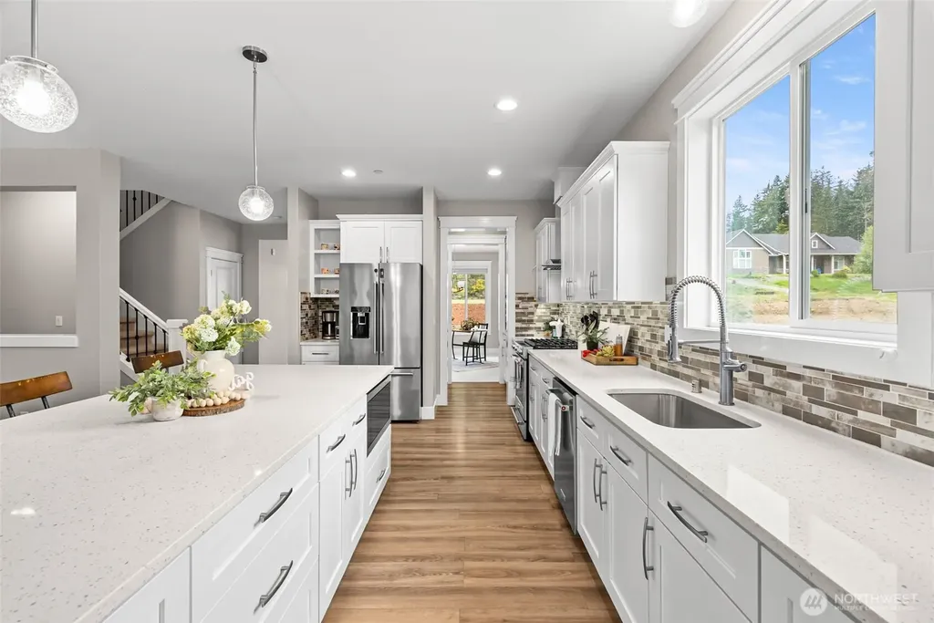 621 Tiedman Road NW Lakebay WA 98349