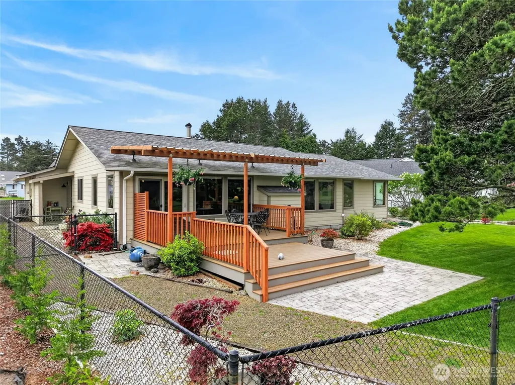 1211 314th Place Ocean Park WA 98640