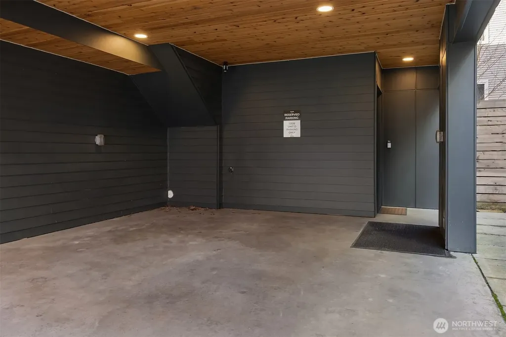 12526 15th Avenue NE Seattle WA 98125