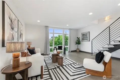 4419 B Corliss Avenue N Seattle WA 98103