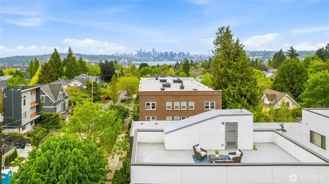 4419 B Corliss Avenue N Seattle WA 98103