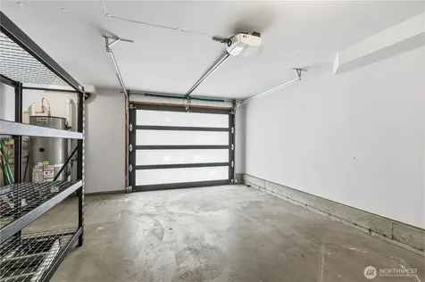 4419 B Corliss Avenue N Seattle WA 98103