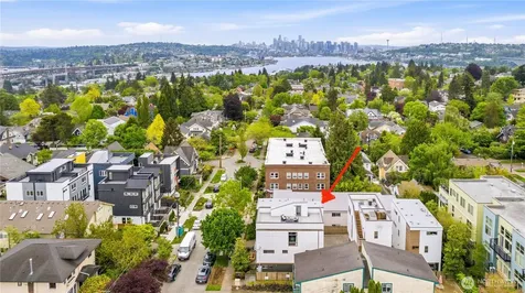 4419 B Corliss Avenue N Seattle WA 98103