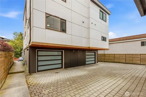 4419 B Corliss Avenue N Seattle WA 98103
