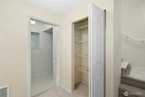 7111 134th Court SE Newcastle WA 98059