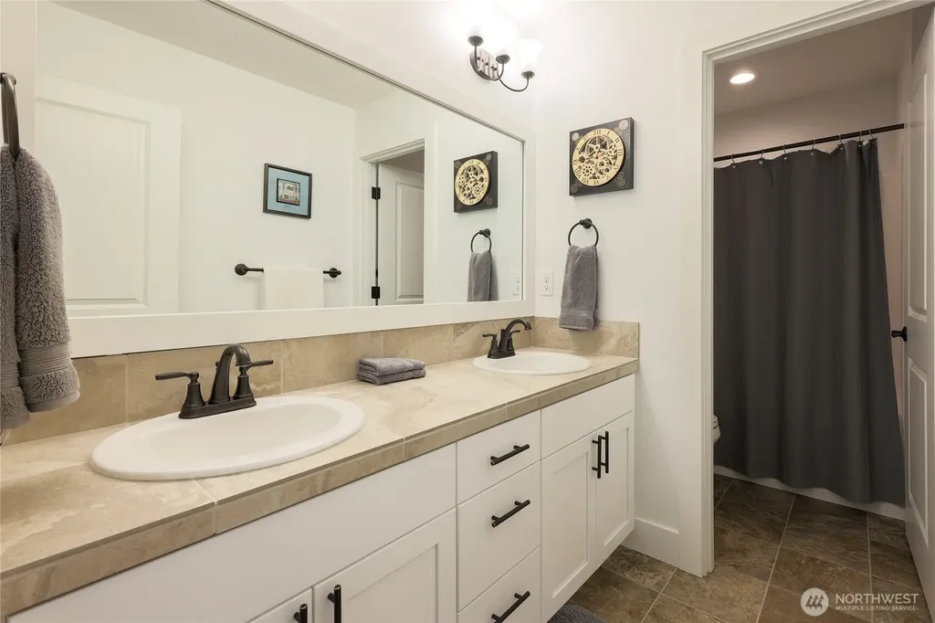 10921 NE 137th Avenue Vancouver WA 98682