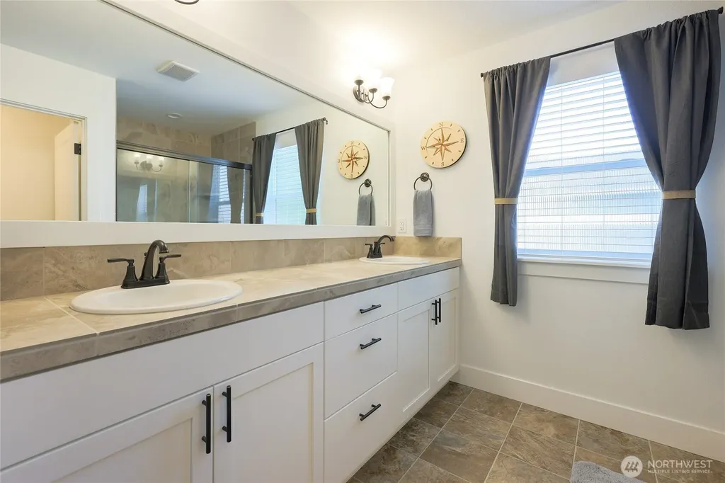 10921 NE 137th Avenue Vancouver WA 98682