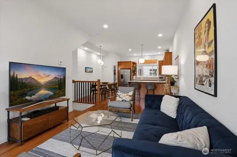 4418 Meridian Avenue N Seattle WA 98103