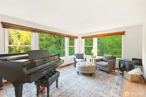 20202 230th Avenue NE Woodinville WA 98077