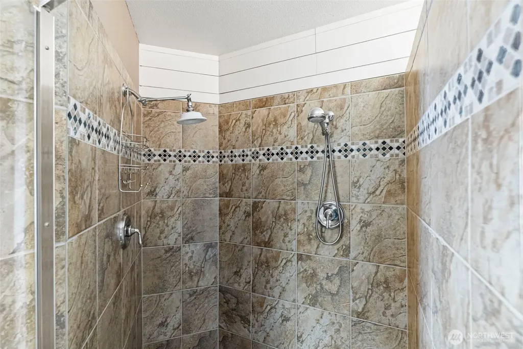3800 E Mason Lake Drive W Grapeview WA 98546