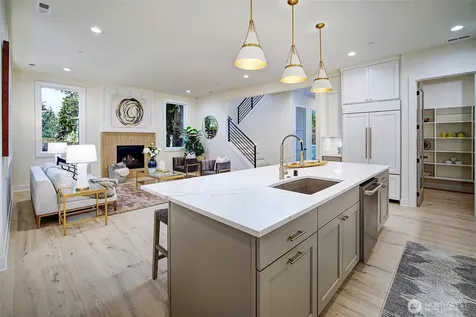 12825 NE 78th Place Kirkland WA 98033