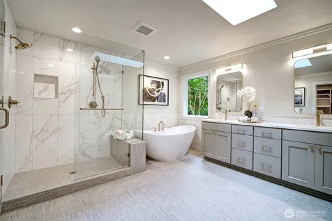 12825 NE 78th Place Kirkland WA 98033