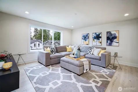 12825 NE 78th Place Kirkland WA 98033