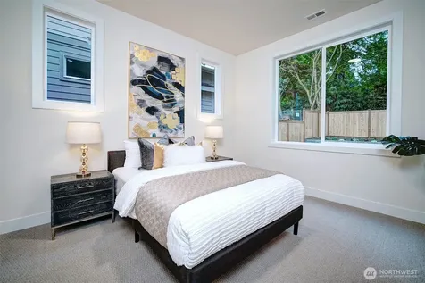 12825 NE 78th Place Kirkland WA 98033