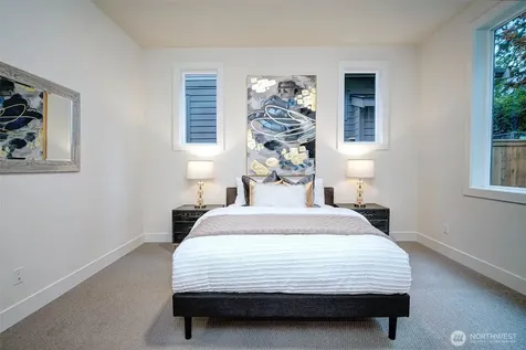 12825 NE 78th Place Kirkland WA 98033