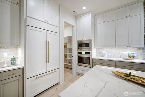 12825 NE 78th Place Kirkland WA 98033
