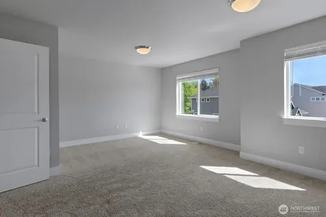 10901 71st Avenue E Puyallup WA 98373