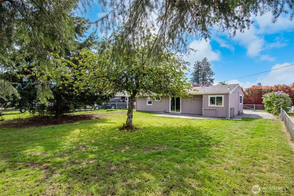 4709 101st Street SW Lakewood WA 98499