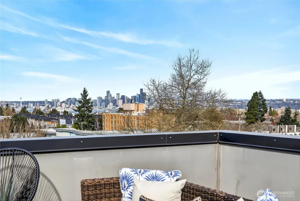 6543 35th Avenue SW Seattle WA 98126