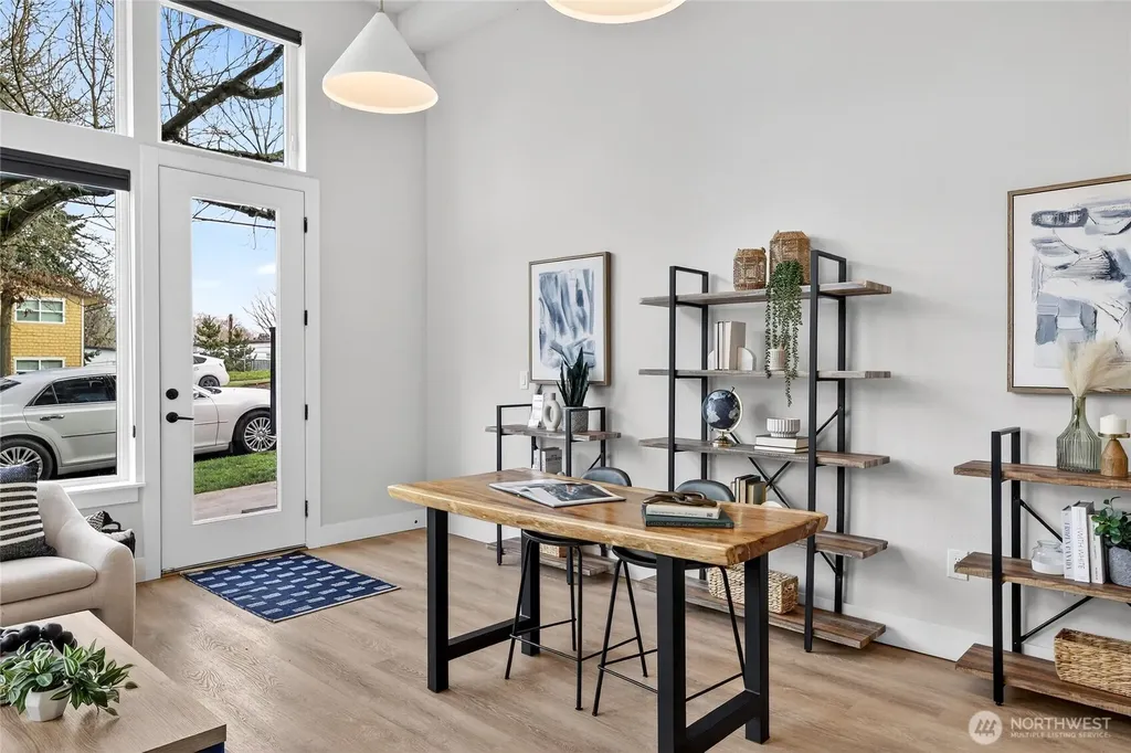 6543 35th Avenue SW Seattle WA 98126