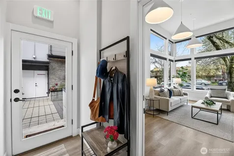 6543 35th Avenue SW Seattle WA 98126