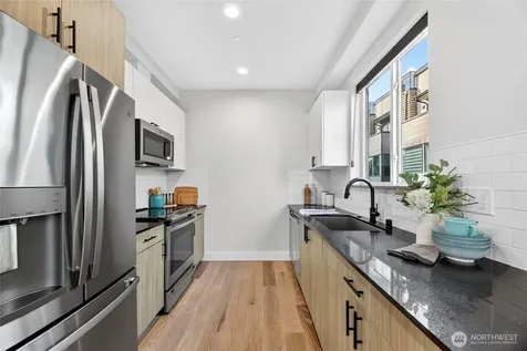 6543 35th Avenue SW Seattle WA 98126