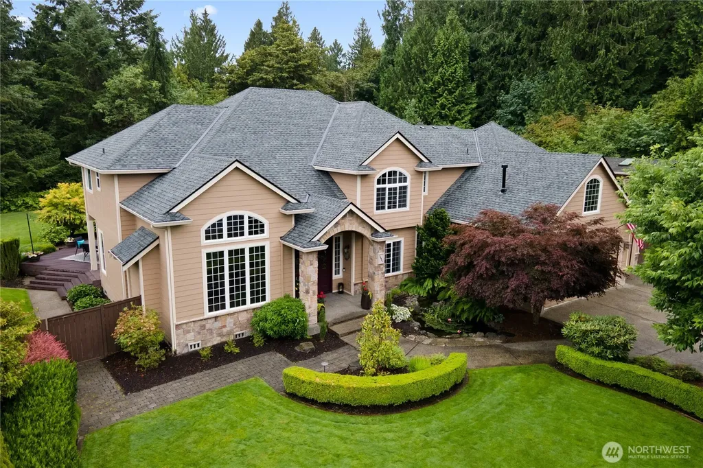 15827 33rd Avenue Ct E Tacoma WA 98446