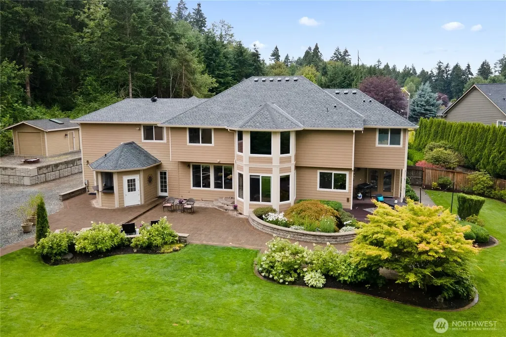 15827 33rd Avenue Ct E Tacoma WA 98446