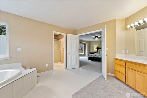 15827 33rd Avenue Ct E Tacoma WA 98446