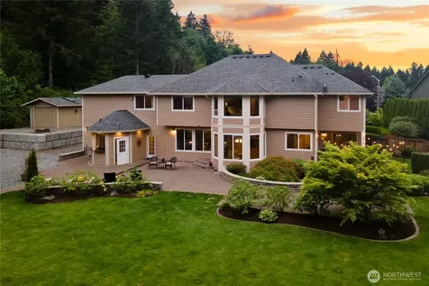 15827 33rd Avenue Ct E Tacoma WA 98446