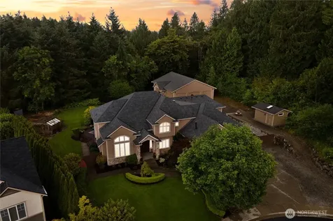 15827 33rd Avenue Ct E Tacoma WA 98446