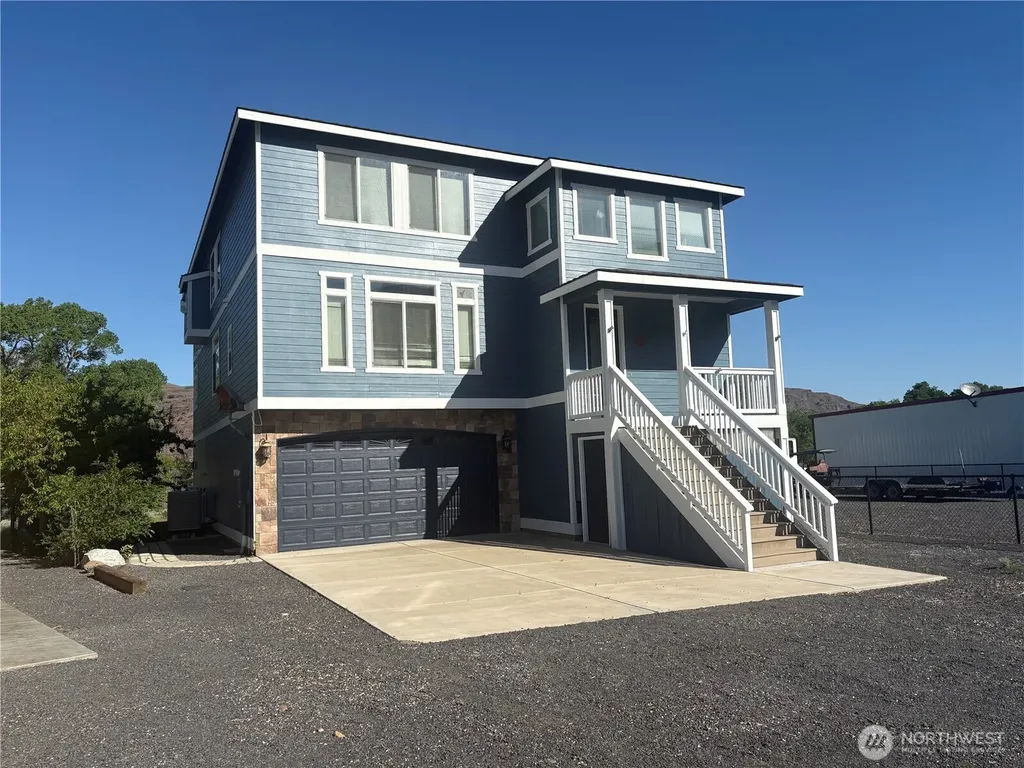 582 River Drive SW Quincy WA 98848
