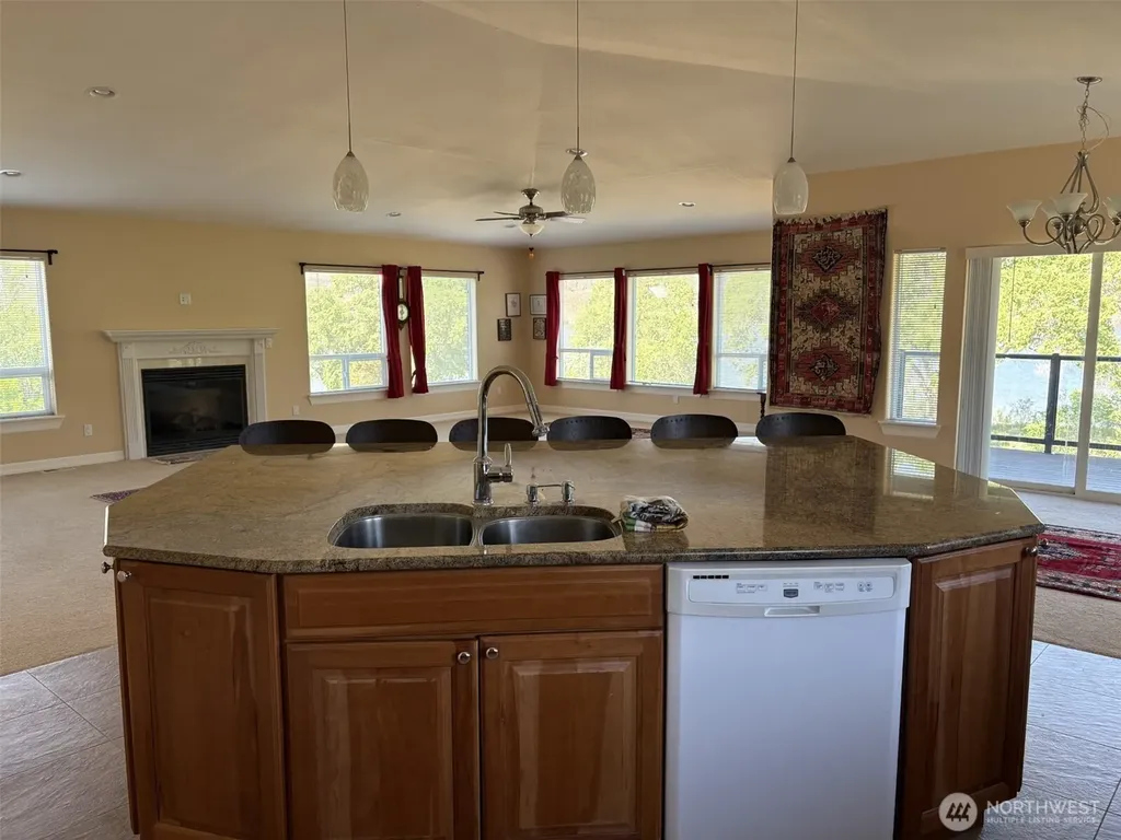 582 River Drive SW Quincy WA 98848