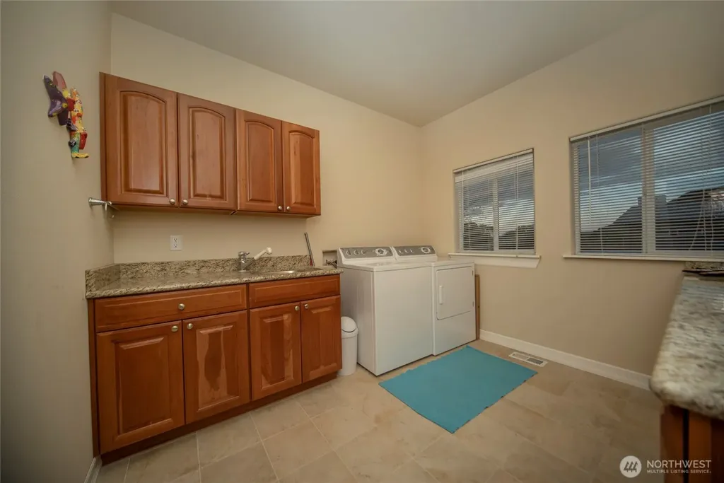 582 River Drive SW Quincy WA 98848