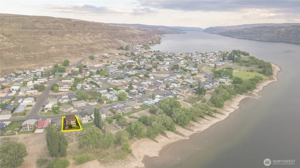 582 River Drive SW Quincy WA 98848